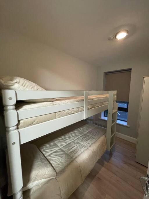 Entire Apartment , Centre Carrick on Shannon المظهر الخارجي الصورة