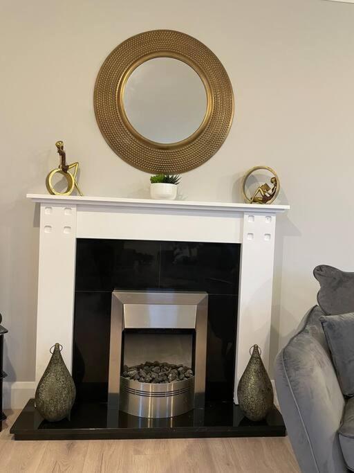 Entire Apartment , Centre Carrick on Shannon المظهر الخارجي الصورة
